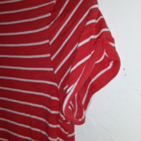 Splendid Red and White Striped Short Sleev… - Picture 5 of 6
